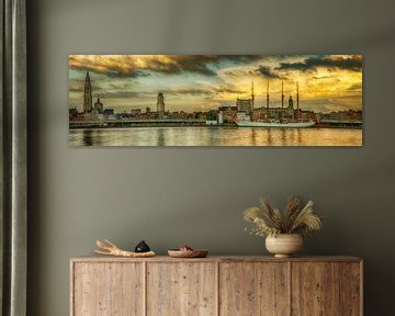 Antwerp by Night van Luc De Cock