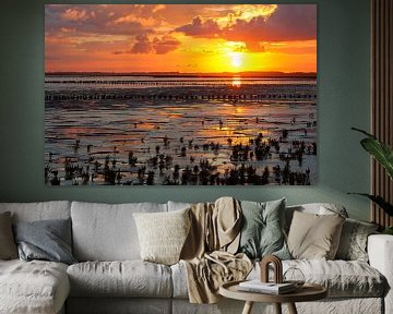 Sonnenaufgang über dem Wattenmeer von Anja Brouwer Fotografie