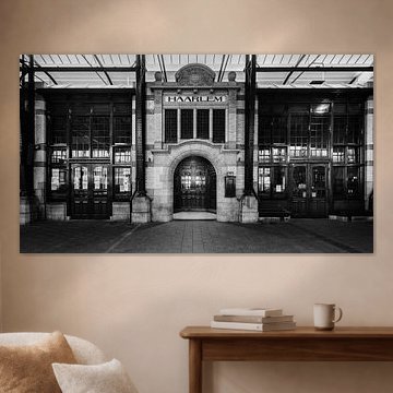 Haarlem: Bahnhofsrestaurant Eingang 2 von OK-ART