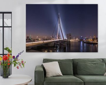 Le pont Erasmus à Rotterdam dans la soirée