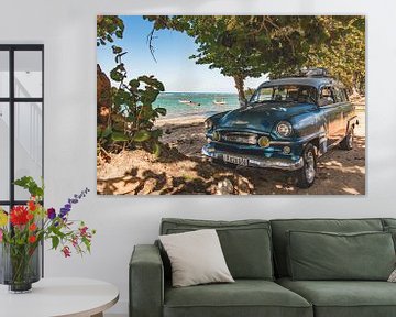 Cuban car on the beach by Andreas Jansen