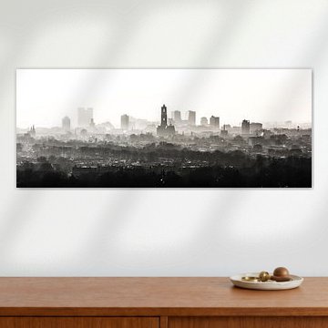 Dom tower watches over Utrecht (without construction cranes) by Renzo Gerritsen