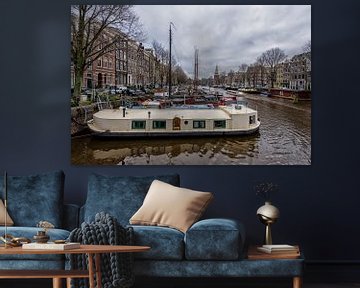 De Waalseilandgracht in Amsterdam. by Don Fonzarelli