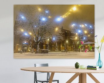 Winters Zwolle in de avond met sneeuw en kerstversiering van Sjoerd van der Wal Fotografie