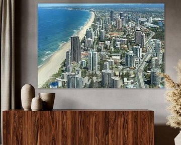 Gold Coast mit Blick auf Surfers Paradise in Australien von Marcel van den Bos