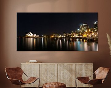 Sydney nacht skyline - Australie van Marcel van den Bos
