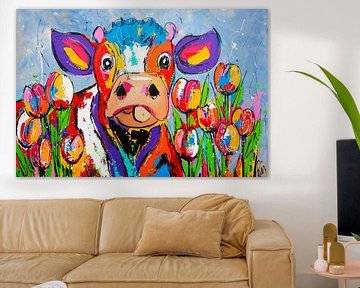Kuh zwischen den Tulpen von Vrolijk Schilderij