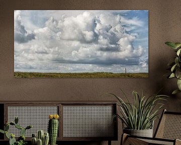 Der Leuchtturm und die Wolken von Niels Eric Fotografie