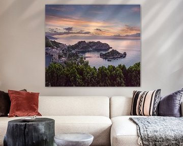 Isola Bella bei Sonnenaufgang, Taormina, Sizilien, Italien von Rene van der Meer