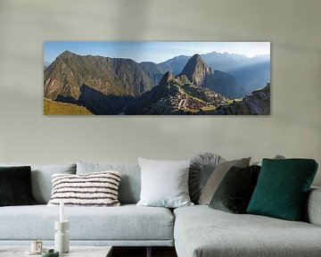 Machu Picchu, photo panoramique de la ruine Inca, Pérou sur Martin Stevens