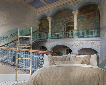 Das Treppenhaus eines Krankenhauses von Truus Nijland