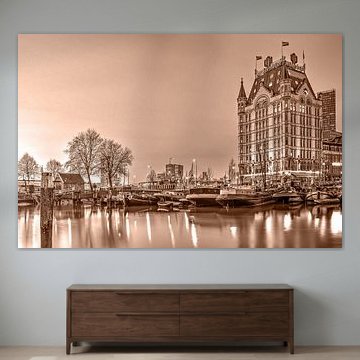 Morning at the White House - monochrome