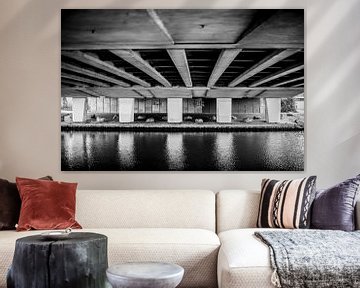 Under the bridge sur Gina Soraya Kosman