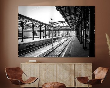 Station Groningen, Spoor 1 (zwart-wit) van Klaske Kuperus