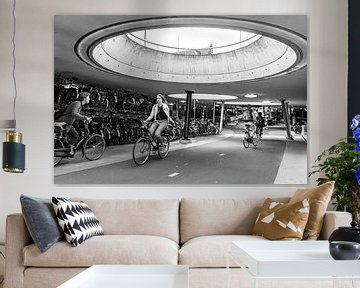 Central Station Groningen, Netherlands, Bicycle Storage 2 (black&white) sur Klaske Kuperus