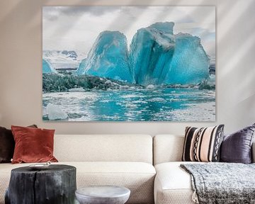 Blue icebergs