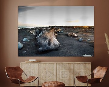 IJsblokken op het Jökulsárlón-strand, IJsland von Marie-Christine Alsemgeest-Zuiderent