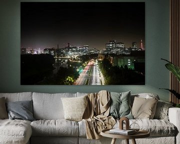 Skyline van Tokio in de nacht van Marcel Alsemgeest