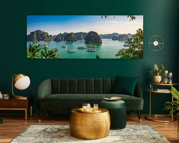 Panorama Halong Bucht, Vietnam von Rietje Bulthuis