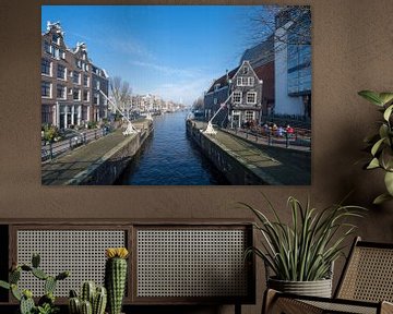 Sint Antoniesluis Amsterdam van Foto Amsterdam/ Peter Bartelings
