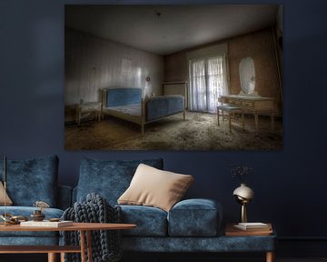 Bedroom in an abandoned villa by Eus Driessen