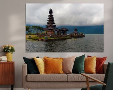 Pura Ulun Danu Bratan tempel....... von Wim Schuurmans