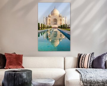 Taj Mahal in morning light by Jan Schuler