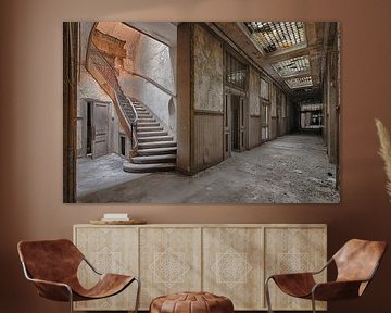Abandoned Factory upstairs... van Robert Van den Bragt