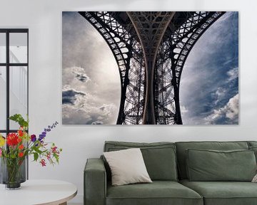 Ein Detail des Eiffelturms von Nico Garstman