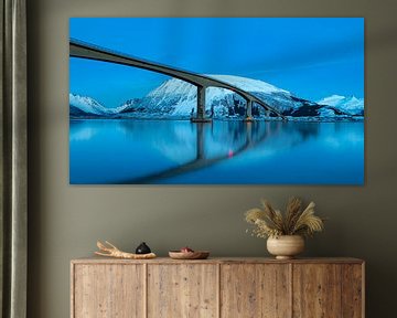 Gimsøystraumen Brücke zwischen Austvågøya und Gimsøya auf den Lofoten in Nord-Norwegen von Sjoerd van der Wal Fotografie