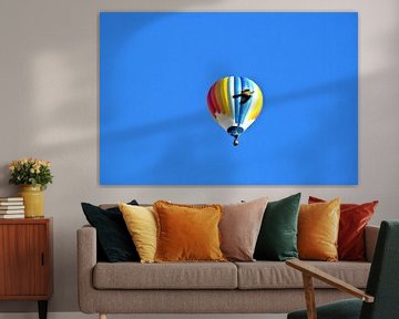 Hot air balloon with pigeon by Norbert Sülzner