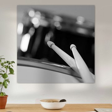 drumstokken op drumstel