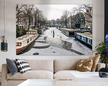Winter scene in Amsterdam van Brian Sweet
