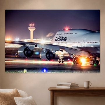 Lufthansa Boeing 747 ready for take-off von Dennis Janssen