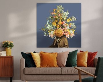 Zelfportret met bloemen (blauwe achtergrond) van toon joosen