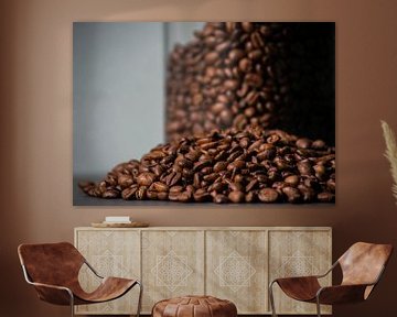 A whole bunch of coffee beans by Onno van Kuik