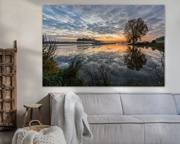 Sonnenaufgang auf der Maas  von Bart van Dinten