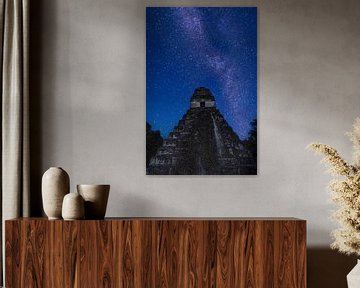 Tikal Jaguar Tempel sterrenhemel by Kim van Dijk