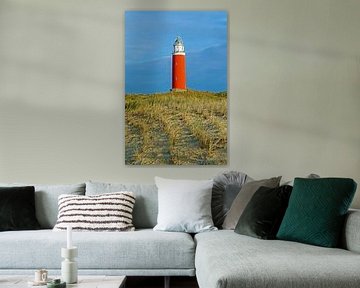 La tour Eierland de Texel dans le paysage de dunes sur Judith Cool
