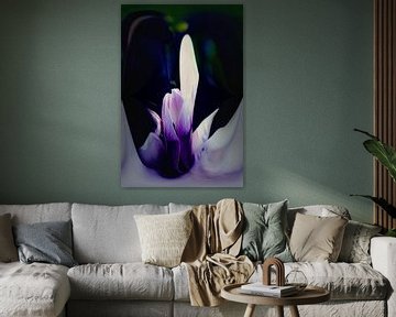 Fleur de Magnolia - abstrait en violet sur Christine Nöhmeier