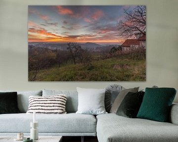 Zonsopkomst bij bergachtig landschap van Marcel Kerdijk