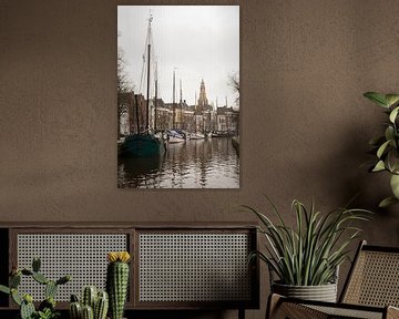 Segelschiffe in der Gracht der Hoge der A in Groningen. von Harry Kors