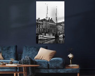 Een zeilboot afgemeerd in Groningen by Harry Kors