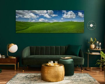 Panorama image of the green Tuscany hills