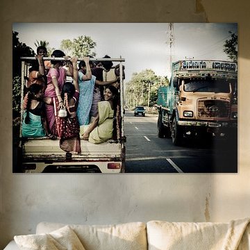 oogcontact in bangalore