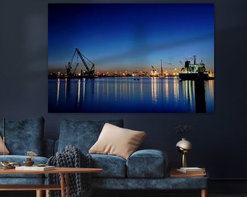 Rotterdam Waalhaven Blauw 