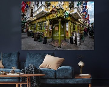 Oliver St. John Gogarty's Pub by Ronne Vinkx