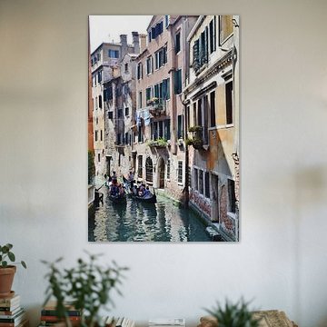 Venetië, Italië, doorkijkjes over de vele kanalen,