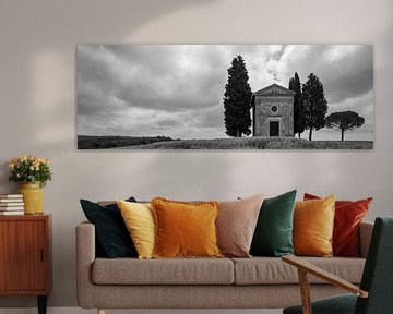 Monochrome Tuscany in 6x17 format, Cappella Madonna di Vitaleta