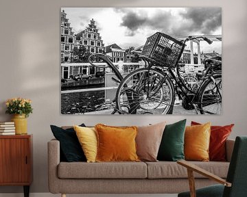 Bike near canal in Haarlem von Kim de Been
